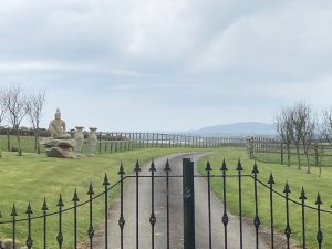 landladys-gate