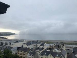 mannannins-cloak-approaches-1