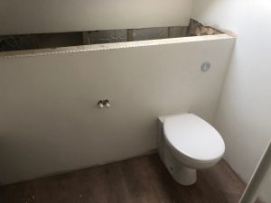 old-crows-loo